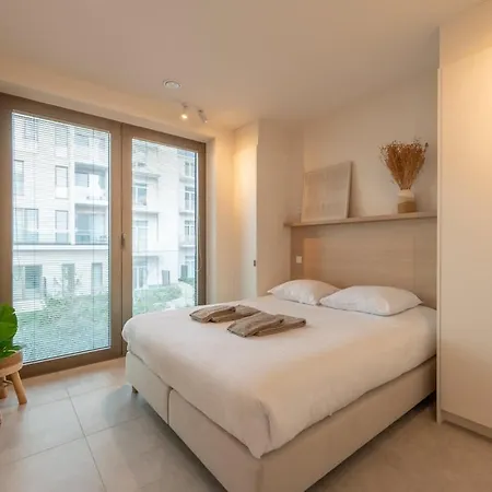 Modern For 6 With Terrace & Parking 奥斯滕德