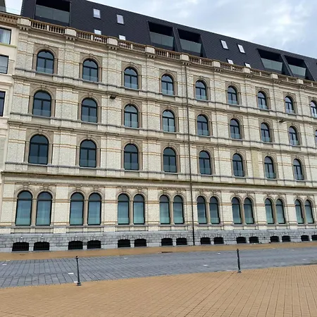 公寓 Modern For 6 With Terrace & Parking